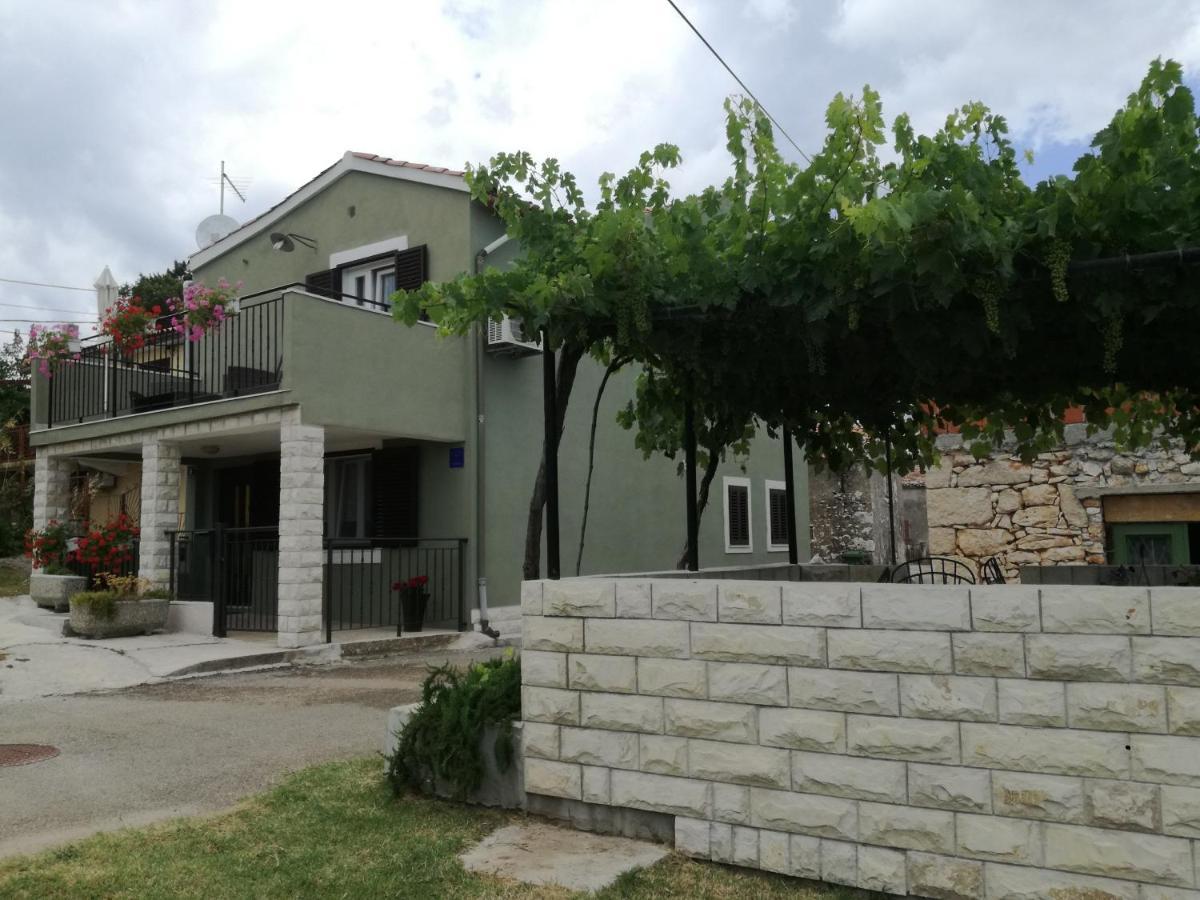 Apartment Tireli Labin  Exterior foto